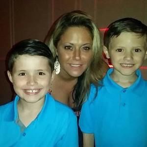 Meet your Posher, Crystal